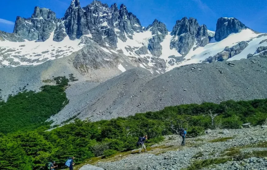 Las Horquetas Cerro Castillo Traverse – Villa Cerro Castillo, Aysén