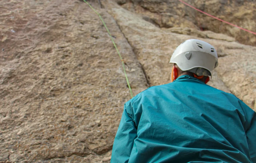 Rock Climbing in Santiago – Full Day Sport Climbing in Cajón del Maipo
