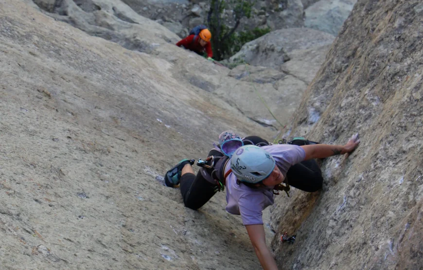 Rock Climbing in Santiago – Full Day Sport Climbing in Cajón del Maipo