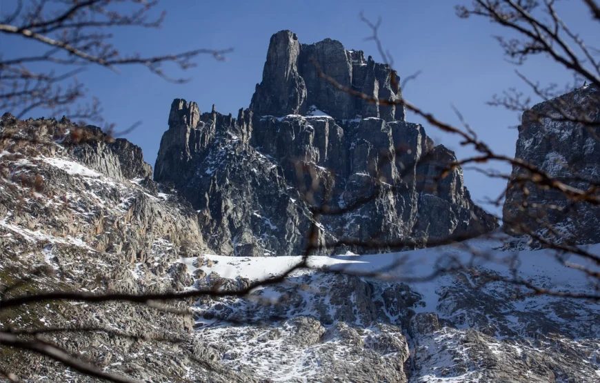 Las Horquetas Cerro Castillo Traverse – Villa Cerro Castillo, Aysén