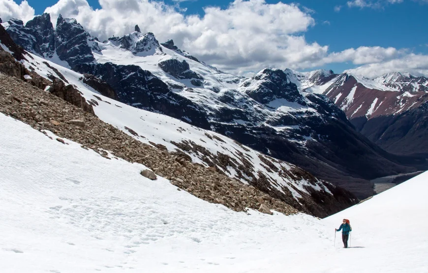 Las Horquetas Cerro Castillo Traverse – Villa Cerro Castillo, Aysén